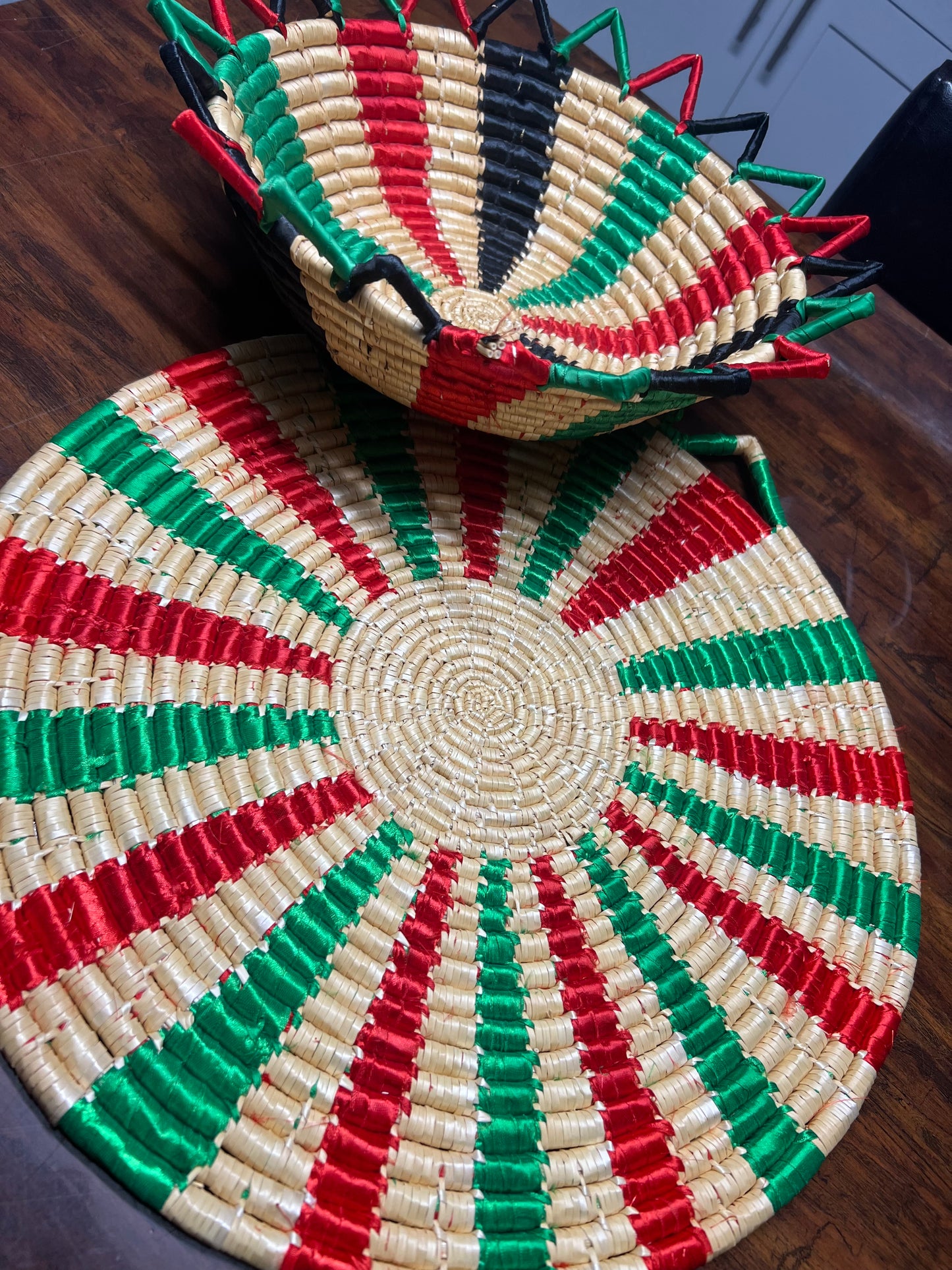 Palestinian Authentic Traditional Handmade Bread Tray With Basket