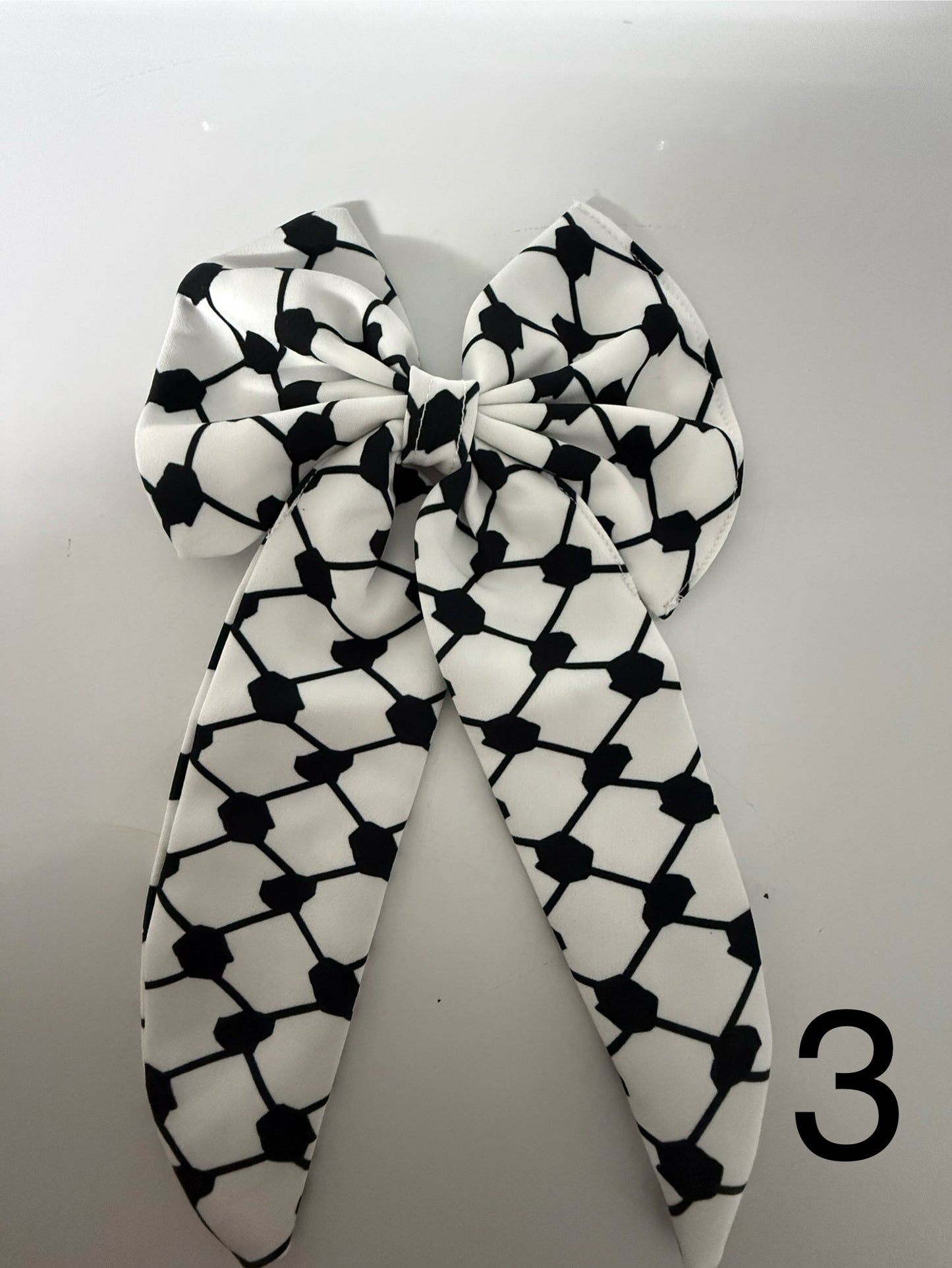 Traditional Style Bow Clip