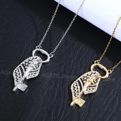 Kufiya Shape Pendant Necklace
